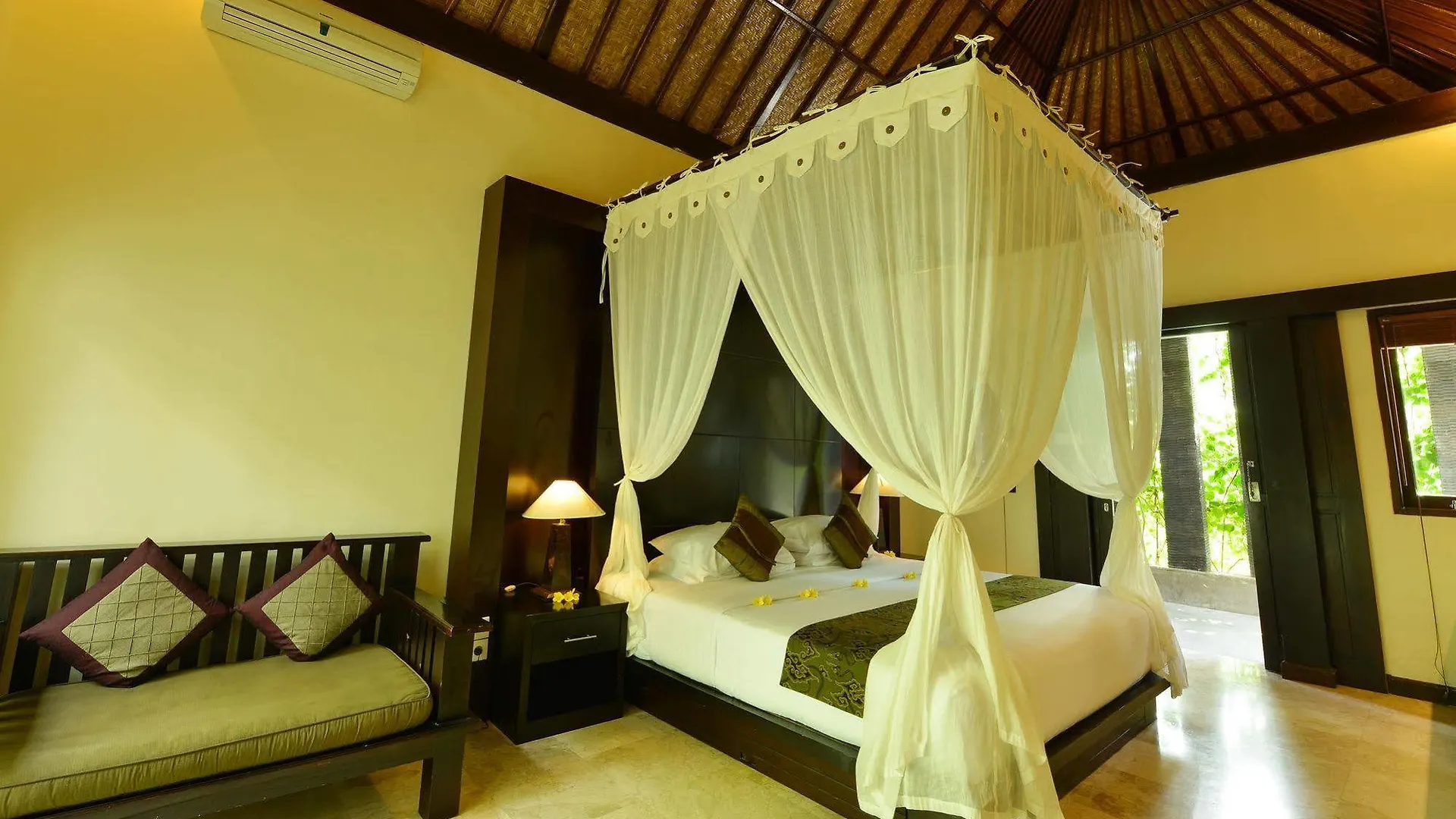 Kakiang Bungalow Ubud  Hotel